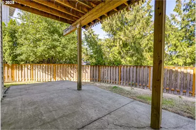 20819 SW Vicki Ln, Beaverton, OR 97007 - Photo 38