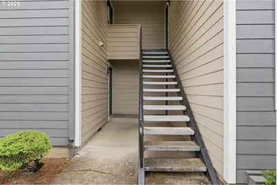 605 SE 121st Ave #5, Vancouver, WA 98683 - Photo 2