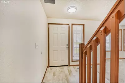 15917 SW Sundew Dr, Tigard, OR 97223 - Photo 2