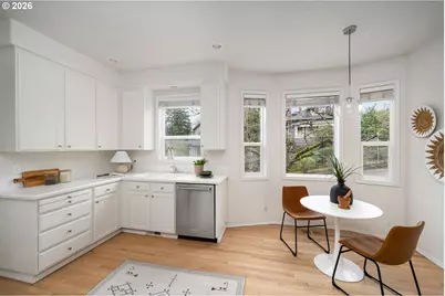 3840 S Water Ave, Portland, OR 97239 - Photo 16