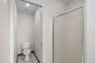 3840 S Water Ave, Portland, OR 97239 - Photo 28