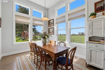 19065 NE Beaver Ln, Aurora, OR 97002 - Photo 12