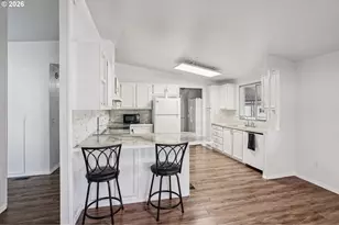 520 SW Georgetown Way, Beaverton, OR 97006 - Photo 10