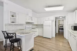 520 SW Georgetown Way, Beaverton, OR 97006 - Photo 12