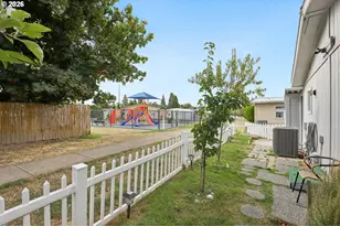 520 SW Georgetown Way, Beaverton, OR 97006 - Photo 38