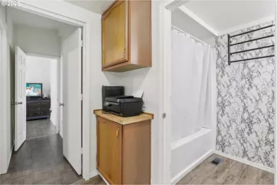 520 SW Georgetown Way, Beaverton, OR 97006 - Photo 18