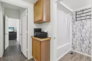 520 SW Georgetown Way, Beaverton, OR 97006 - Photo 18