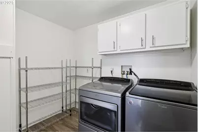 520 SW Georgetown Way, Beaverton, OR 97006 - Photo 32