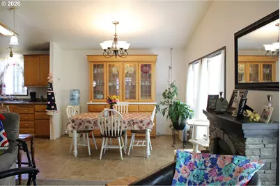 467 Cindy St, Myrtle Creek, OR 97457 - Photo 6