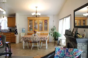 467 Cindy St, Myrtle Creek, OR 97457 - Photo 6