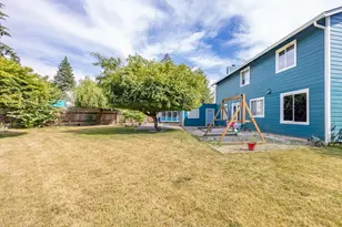 8009 NE 151st Ct, Vancouver, WA 98682 - Photo 8