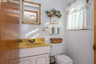 1721 Weaver Rd, Myrtle Creek, OR 97457 - Photo 22