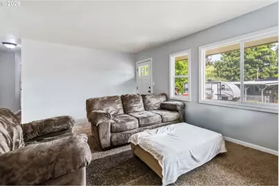109 Merritt Dr, Longview, WA 98632 - Photo 8