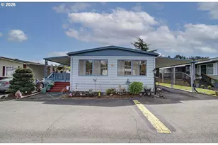 2424 Nightingale Ln, Kelso, WA 98626 - Photo 2