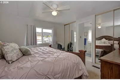 2424 Nightingale Ln, Kelso, WA 98626 - Photo 22