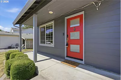 827 NE Faloma Rd, Portland, OR 97211 - Photo 4