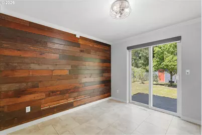 827 NE Faloma Rd, Portland, OR 97211 - Photo 12
