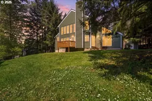 903 NE Sunset Ct, Clatskanie, OR 97016 - Photo 2