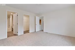 242 N Wasson St, Coos Bay, OR 97420 - Photo 8