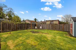 345 E Gloucester St, Gladstone, OR 97027 - Photo 28