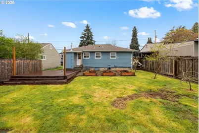 345 E Gloucester St, Gladstone, OR 97027 - Photo 30