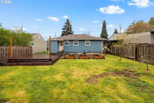 345 E Gloucester St, Gladstone, OR 97027 - Photo 30