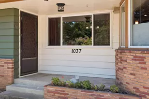 1037 NE 108th Ave, Portland, OR 97220 - Photo 2