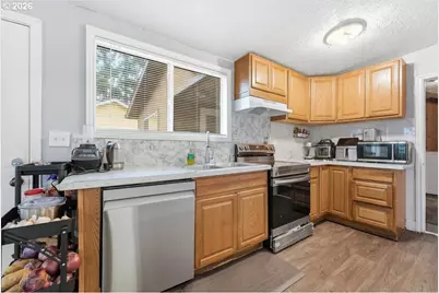 6401 SE Hazel St, Portland, OR 97206 - Photo 12