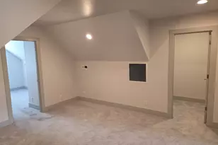 3352 Zane Ln, Eugene, OR 97404 - Photo 10