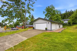 745 SW Barber Ave, Willamina, OR 97396 - Photo 4