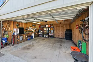 7360 SE Imperial Ct, Milwaukie, OR 97222 - Photo 40