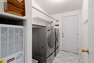 3201 NE 223rd Ave, Fairview, OR 97024 - Photo 24