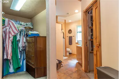 709 Ash Creek Rd, Riddle, OR 97469 - Photo 16
