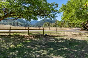 709 Ash Creek Rd, Riddle, OR 97469 - Photo 6