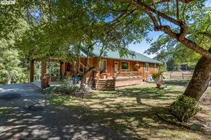 709 Ash Creek Rd, Riddle, OR 97469 - Photo 4