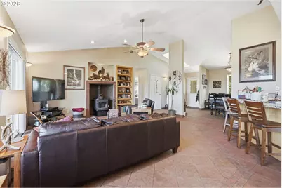 1110 Reuben Boise Rd, Dallas, OR 97338 - Photo 8