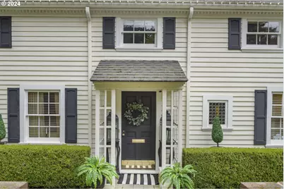 2271 SW Montgomery Dr, Portland, OR 97201 - Photo 2