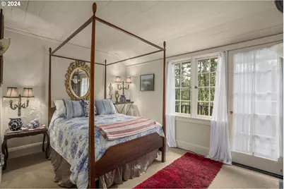 2271 SW Montgomery Dr, Portland, OR 97201 - Photo 18