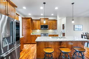 6084 Fernhill Loop, Springfield, OR 97478 - Photo 12