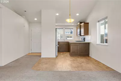 578 SE Lines St, Dallas, OR 97338 - Photo 14