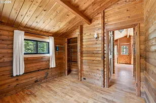 56711 Lunar Dr, Bend, OR 97707 - Photo 20