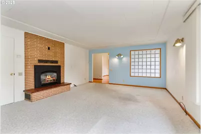 1412 N Main Ave, White Salmon, WA 98672 - Photo 8