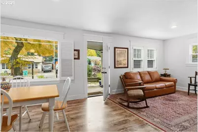 8813 NE Ward St, Portland, OR 97220 - Photo 4