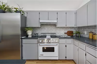 4040 Kenthorpe Way, West Linn, OR 97068 - Photo 14