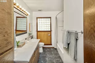 4040 Kenthorpe Way, West Linn, OR 97068 - Photo 22