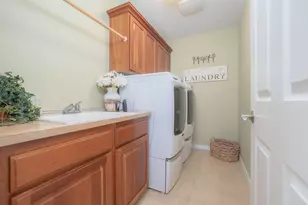 4907 Masters Dr, Newberg, OR 97132 - Photo 38