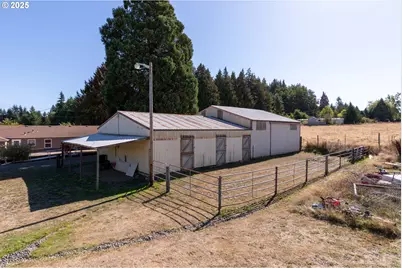 76521 Delena Mayger Rd, Rainier, OR 97048 - Photo 20