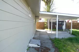 850 W Madrona Ave, Hermiston, OR 97838 - Photo 8