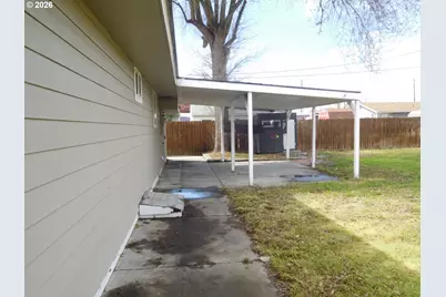850 W Madrona Ave, Hermiston, OR 97838 - Photo 4