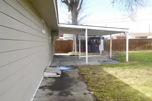 850 W Madrona Ave, Hermiston, OR 97838 - Photo 4